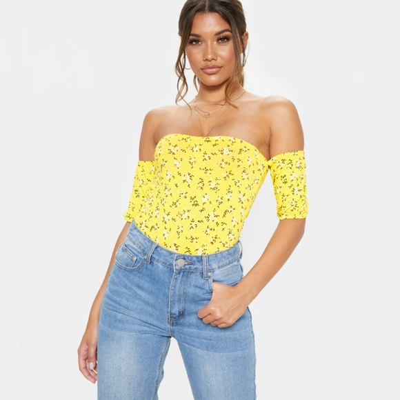 PrettyLittleThing Yellow Ditsy Floral Bardot Off Shoulder Top Shirr Blouse - Picture 5 of 10